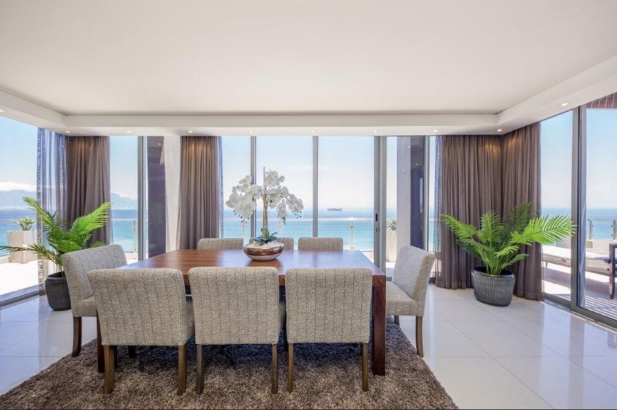 2 Bedroom Property for Sale in Beachfront Western Cape